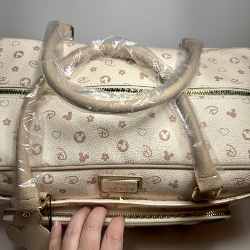 NWT. Disney X Primark Mickey Mouse Faux Leather Weekender bag - Picture 6 of 14